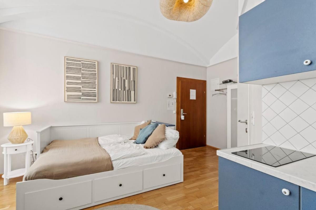Apartment Neben Augarten I 5 Min To Metro I 10 Min To *