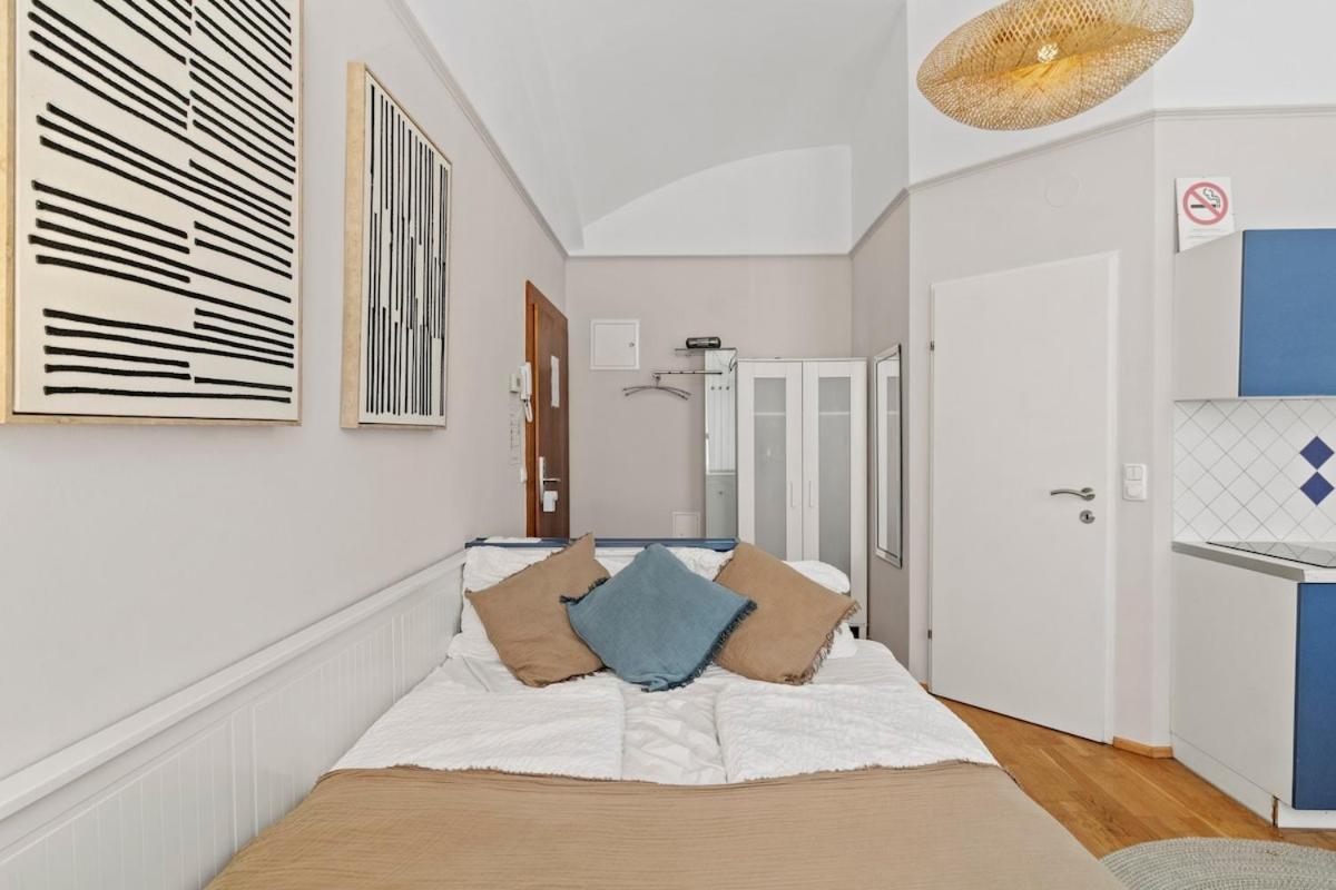 Neben Augarten I 5 Min To Metro I 10 Min To Apartment *